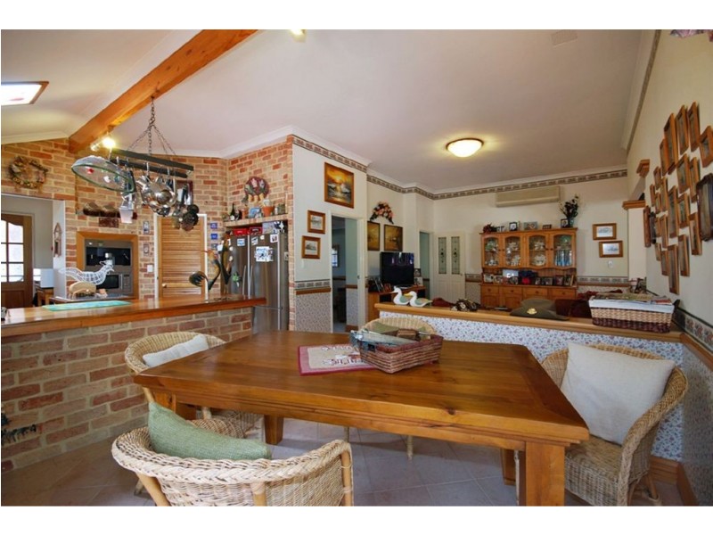 10 St Pierre Circuit, Currambine WA 6028