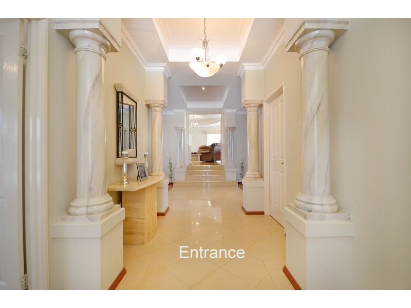 10 Hardcastle Avenue, Landsdale WA 6065