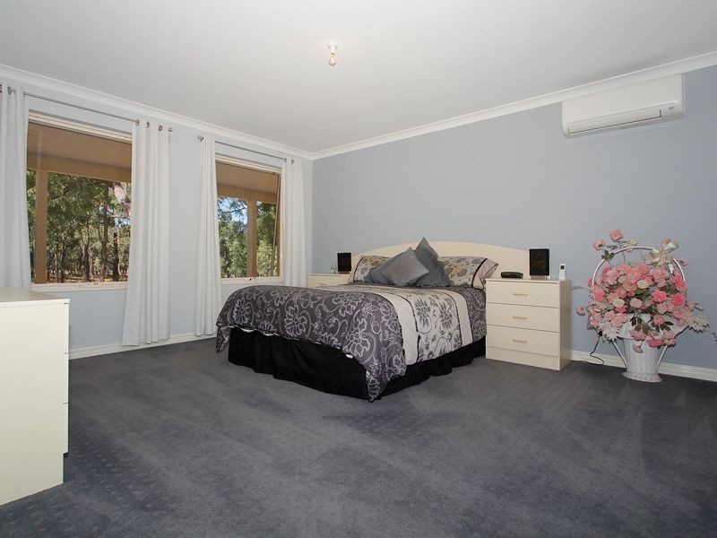 329 Santa Gertrudis Drive, Lower Chittering WA 6084