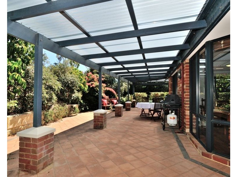 10 Lochnagar Way, Kinross WA 6028