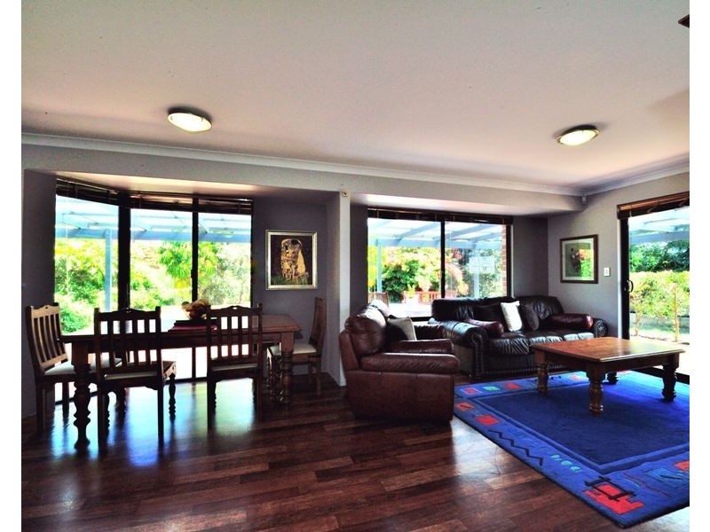 10 Lochnagar Way, Kinross WA 6028