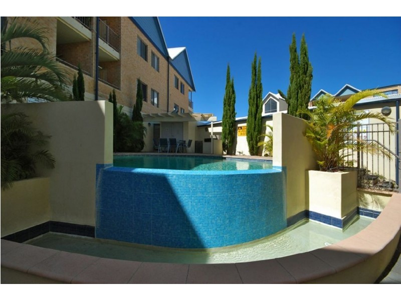 8/27 Piccadilly Circle, Joondalup WA 6027