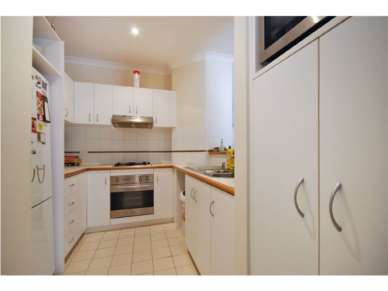 8/27 Piccadilly Circle, Joondalup WA 6027