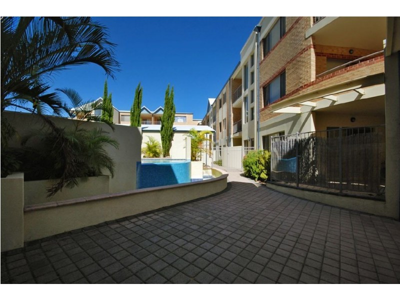 8/27 Piccadilly Circle, Joondalup WA 6027