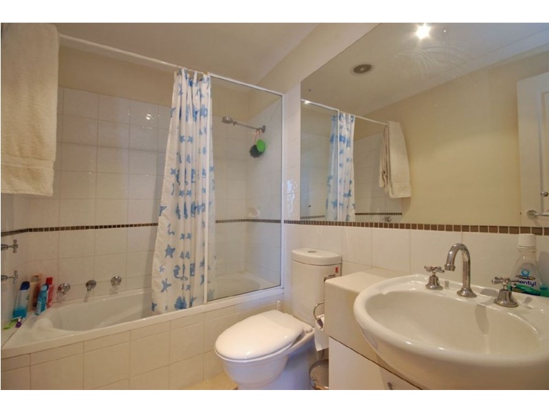 8/27 Piccadilly Circle, Joondalup WA 6027