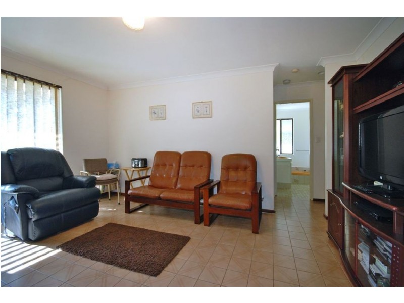 33 Maritana Road, Kallaroo WA 6025