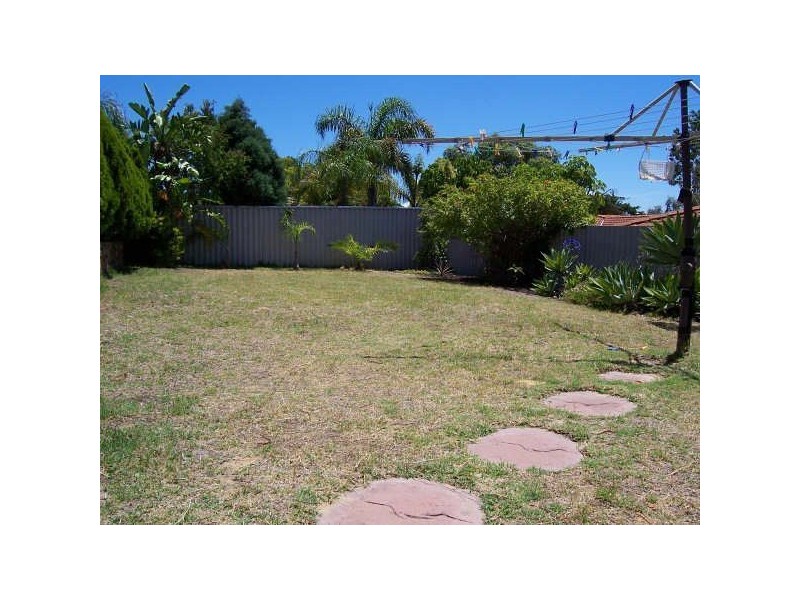 234 Eddystone Avenue, Beldon WA 6027