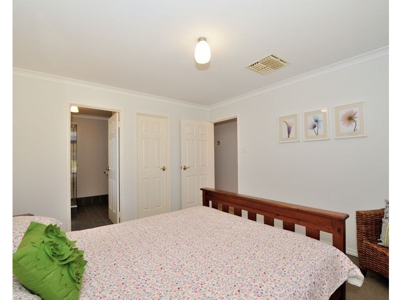 75 Stonehaven Parade, Kinross WA 6028