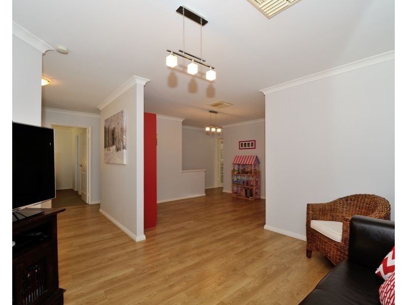 75 Stonehaven Parade, Kinross WA 6028