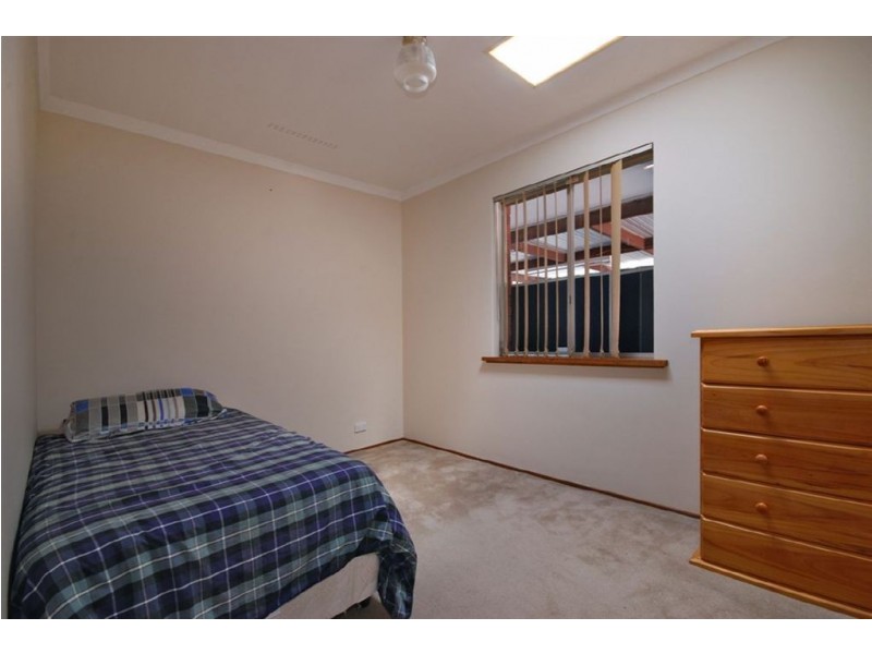 10 Arawa Place, Craigie WA 6025