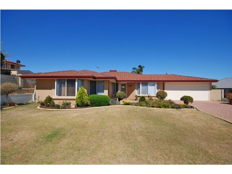 12 Canterbury Circle, Currambine WA 6028