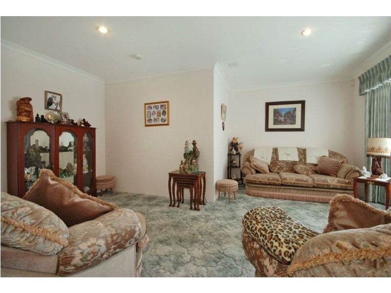 12 Canterbury Circle, Currambine WA 6028