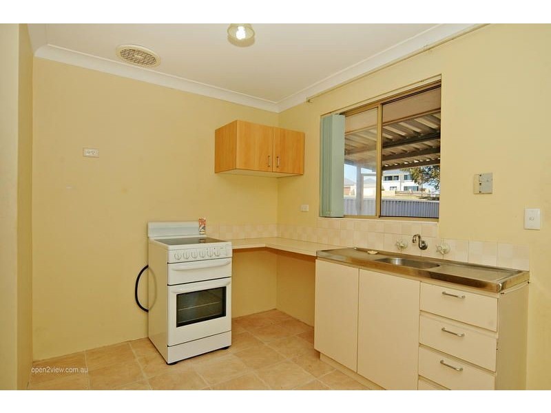 16 Mitchell Place, Two Rocks WA 6037