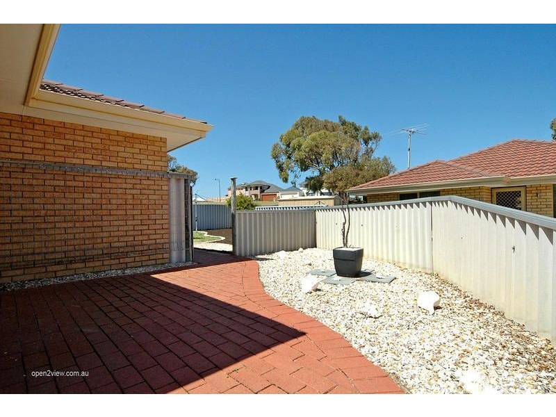 16 Mitchell Place, Two Rocks WA 6037