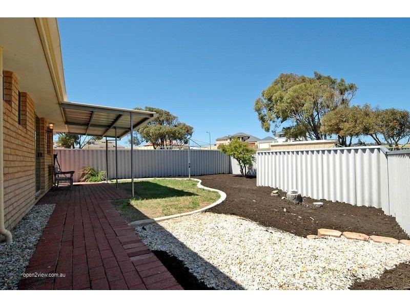 16 Mitchell Place, Two Rocks WA 6037