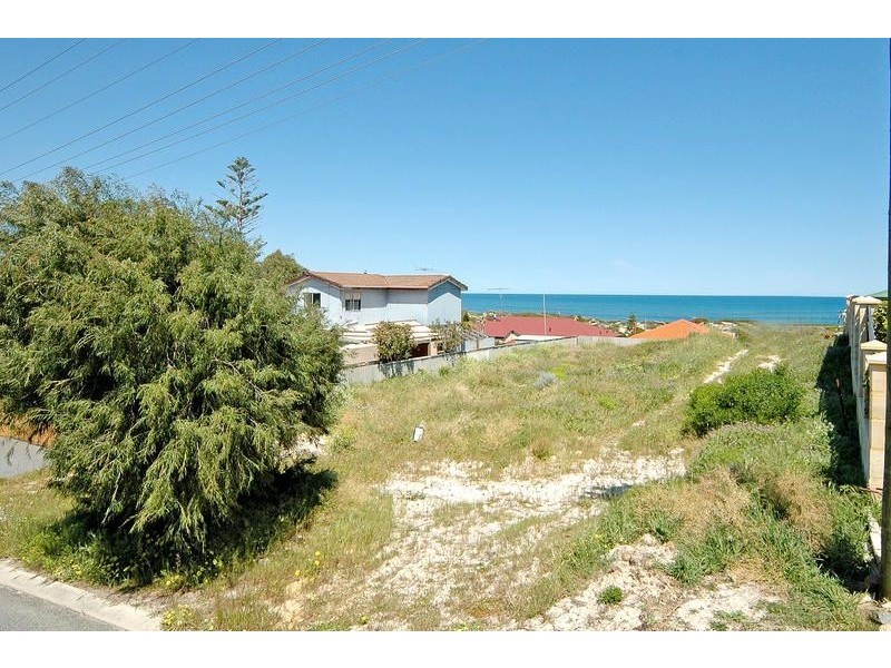 10 Springhill Place, Two Rocks WA 6037