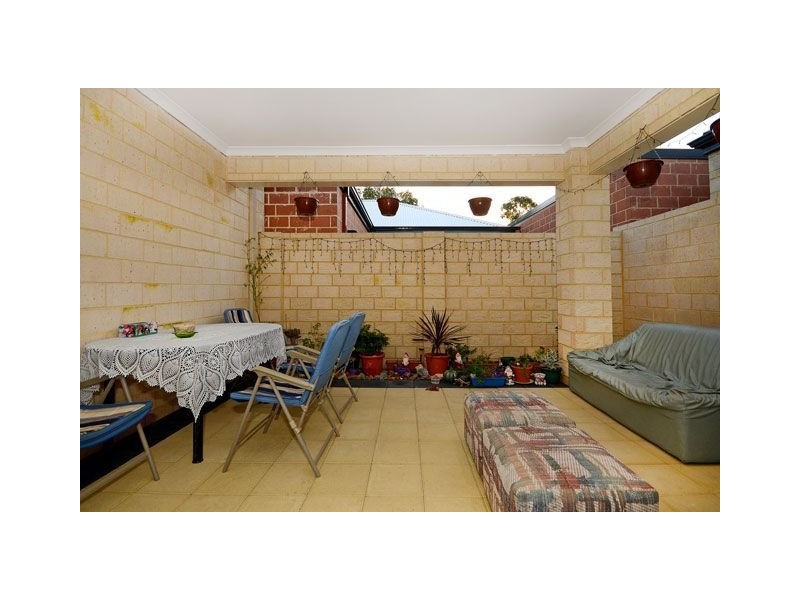A/11 Dallington Crescent, Balga WA 6061