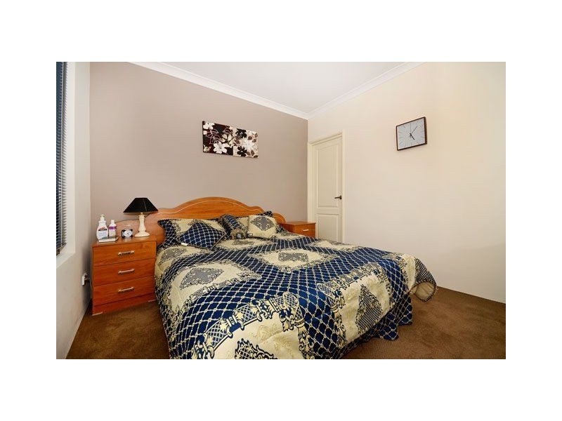 B/11 Dallington Crescent, Balga WA 6061