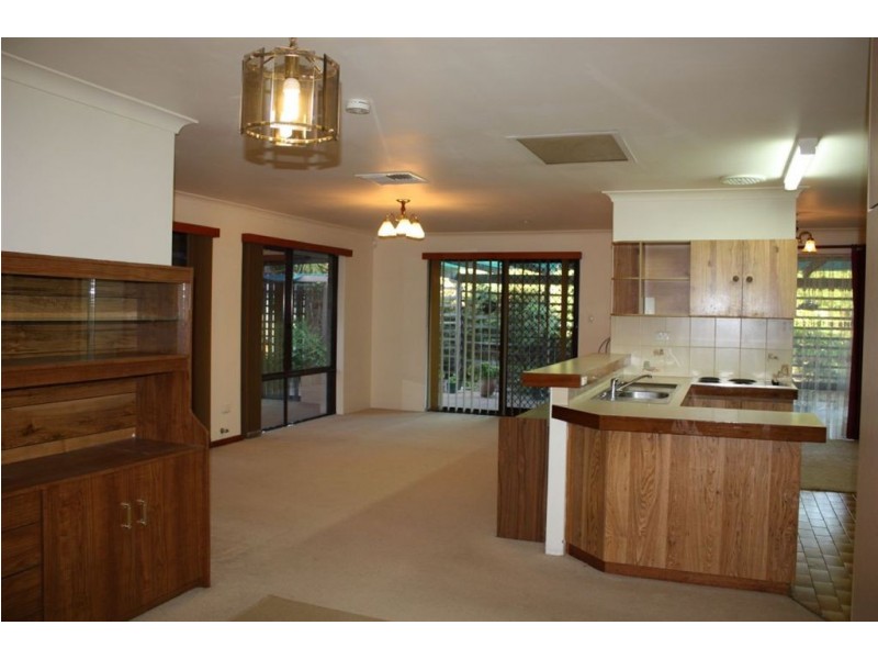 8 Whistler Close, Edgewater WA 6027