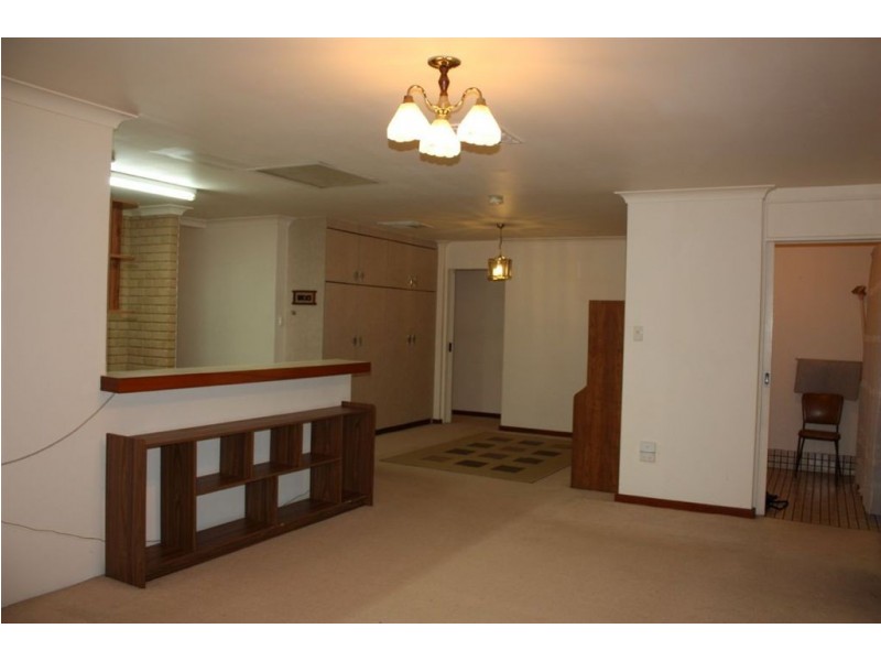 8 Whistler Close, Edgewater WA 6027