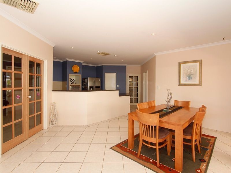 28 Boynton Gardens, Iluka WA 6028