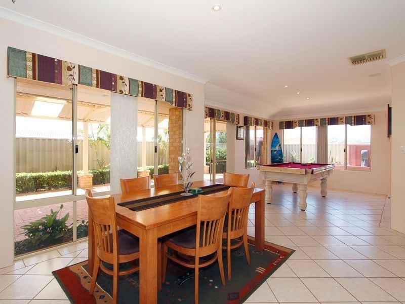 28 Boynton Gardens, Iluka WA 6028