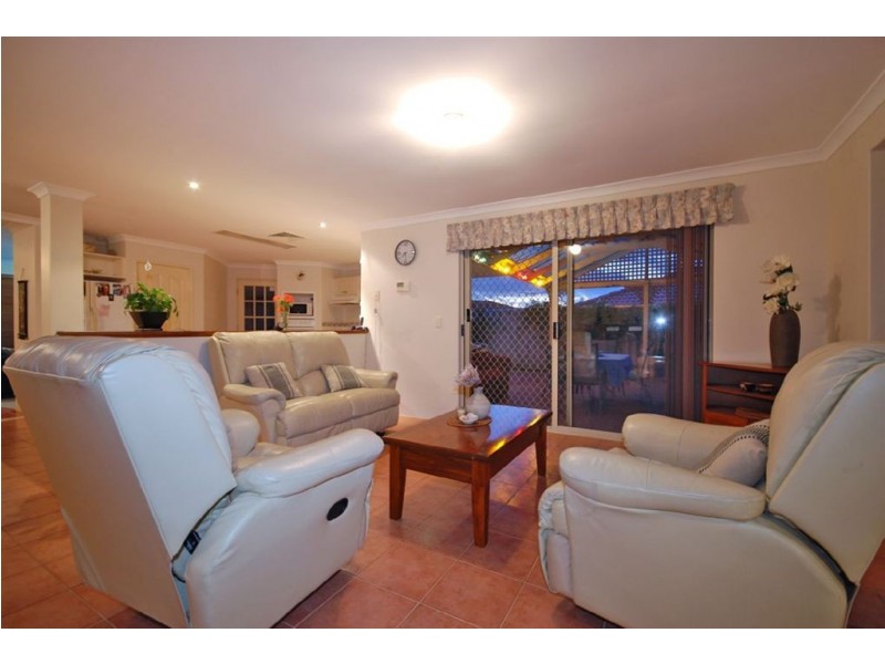 101 Caledonia Avenue, Currambine WA 6028