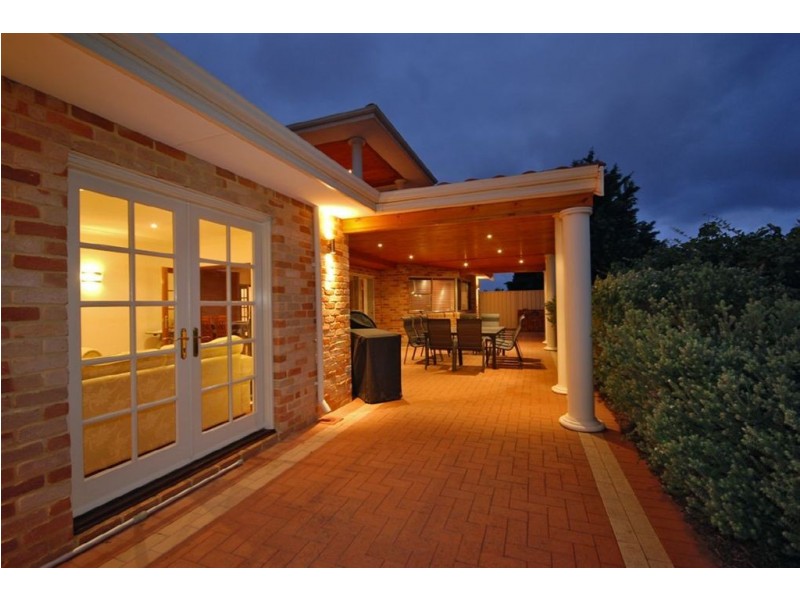 20 Manitoba Court, Joondalup WA 6027