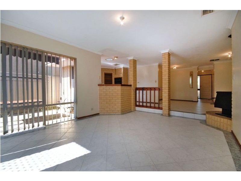 11 Tyrrell Court, Edgewater WA 6027