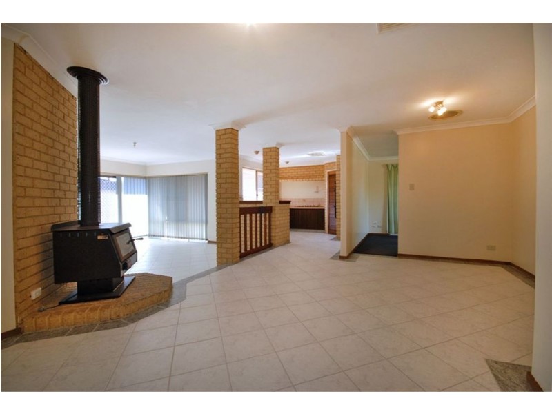 11 Tyrrell Court, Edgewater WA 6027