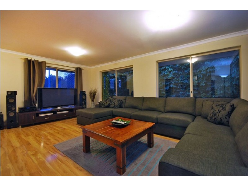 6 Throssell Place, Clarkson WA 6030