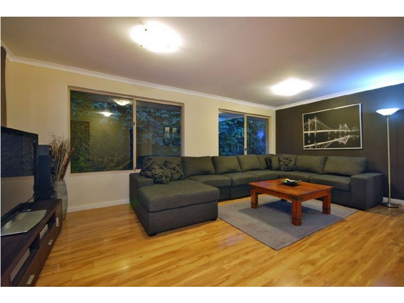 6 Throssell Place, Clarkson WA 6030