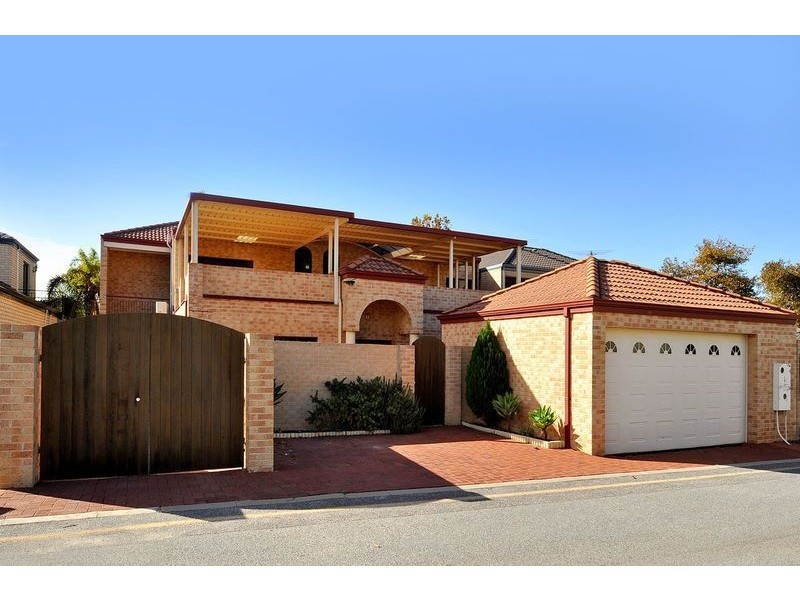 43 Regents Park Road, Joondalup WA 6027