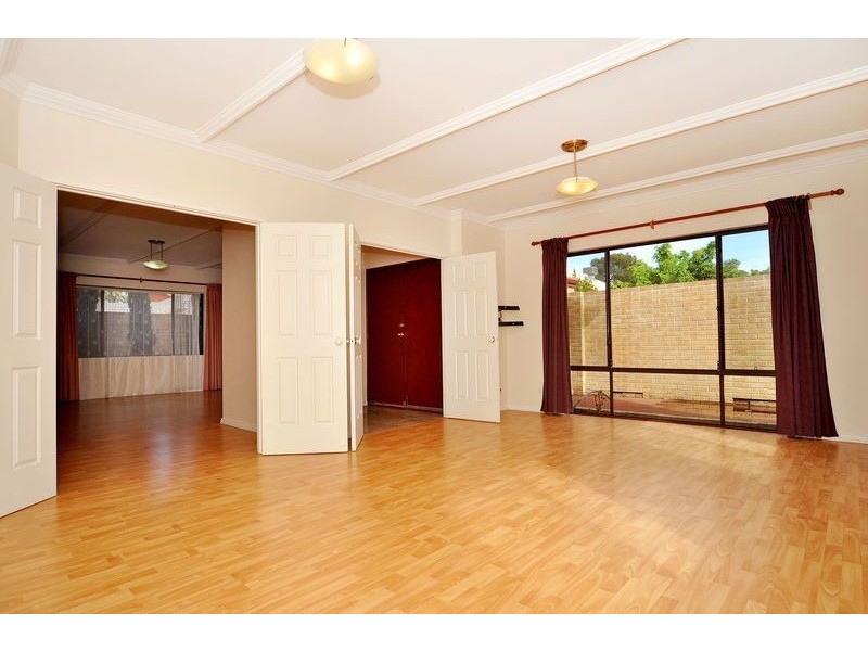 43 Regents Park Road, Joondalup WA 6027