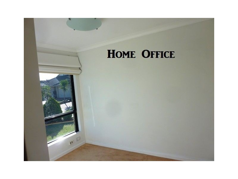 39 Busch Parkway, Pearsall WA 6065