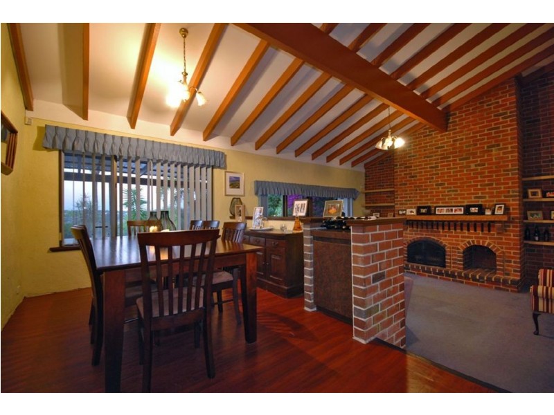 42 Lakeview Drive, Edgewater WA 6027