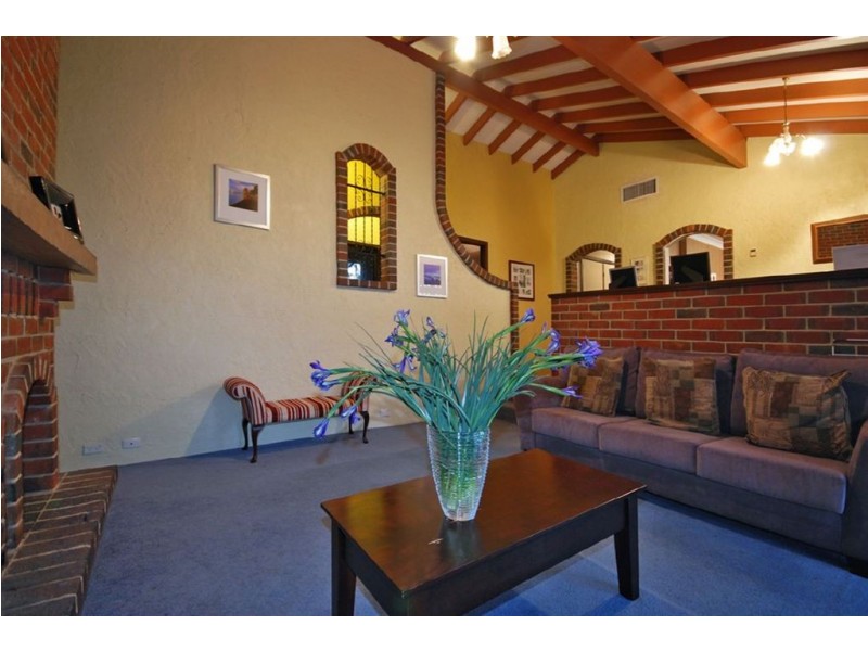 42 Lakeview Drive, Edgewater WA 6027