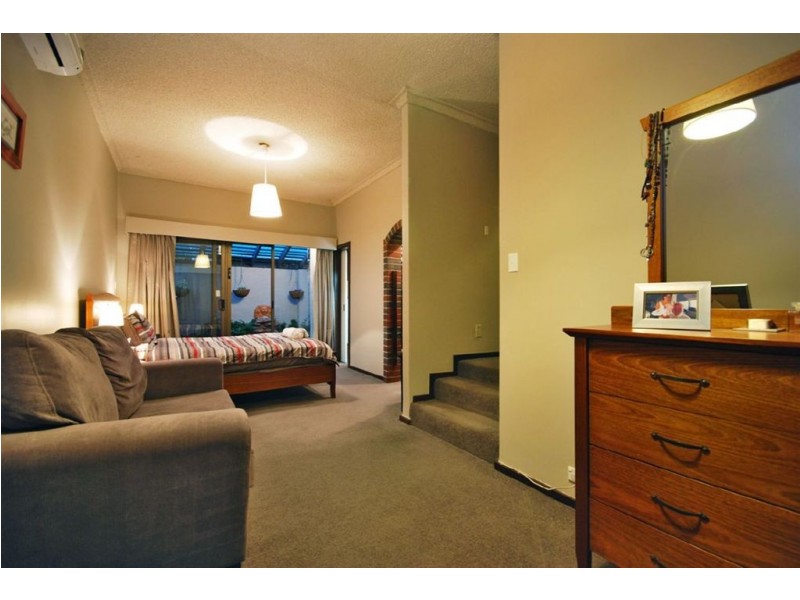 42 Lakeview Drive, Edgewater WA 6027