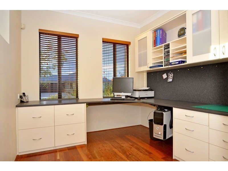 62 Russell Road, Madeley WA 6065