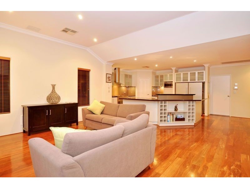 62 Russell Road, Madeley WA 6065