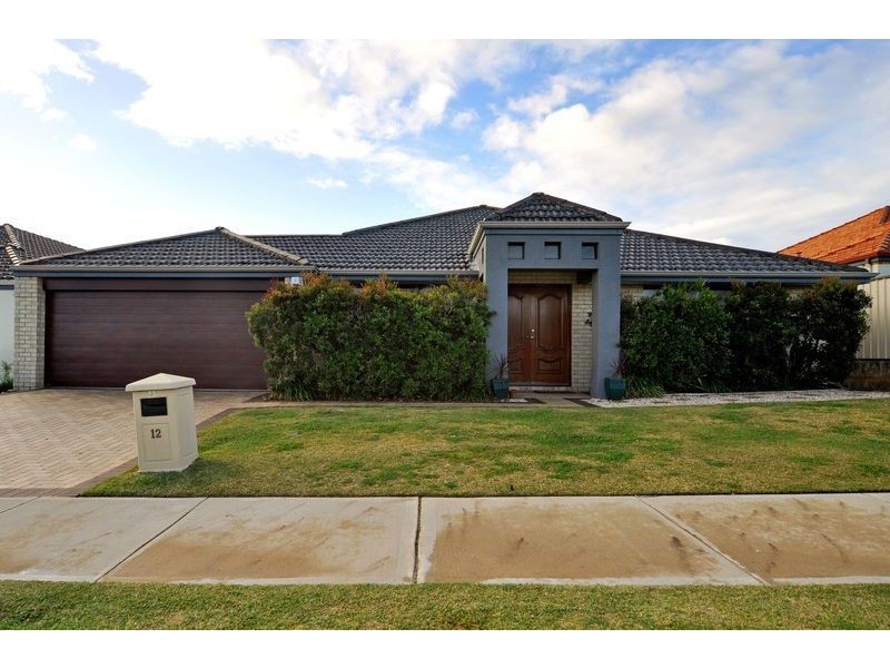 12 Brittain Avenue, Madeley WA 6065