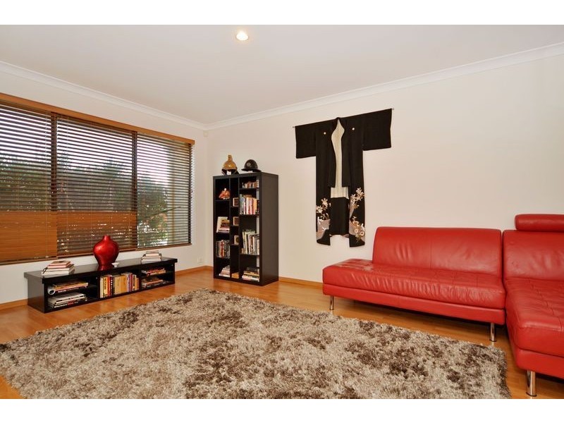 12 Brittain Avenue, Madeley WA 6065