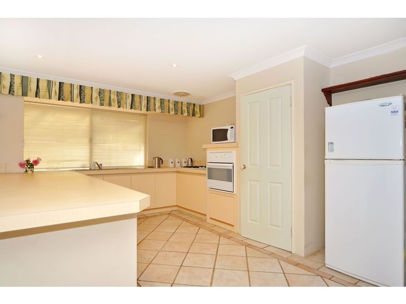 2 Tweed Road, Wanneroo WA 6065