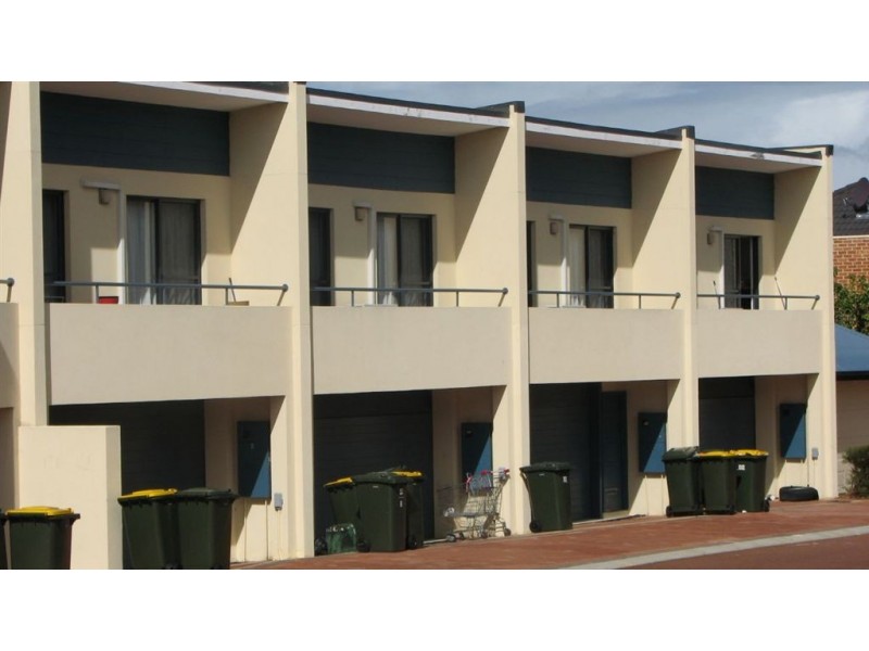 1/49 Lakeside Drive, Joondalup WA 6027