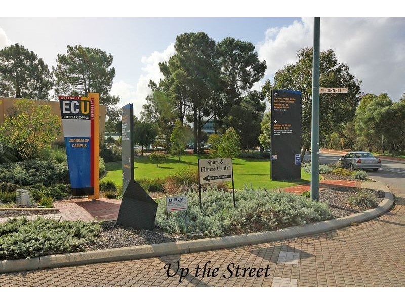 4/49 Lakeside Drive, Joondalup WA 6027