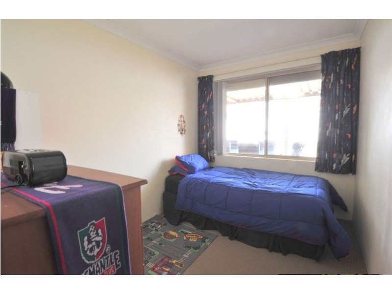 8 Arbroath Circle, Kinross WA 6028