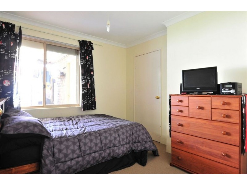 8 Arbroath Circle, Kinross WA 6028