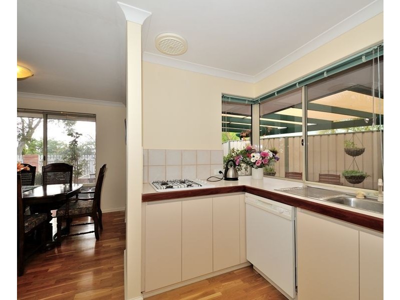 38 Eastleigh Loop, Currambine WA 6028