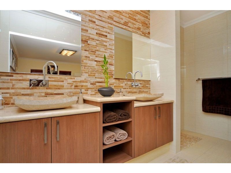 25 Bramley Loop, Madeley WA 6065