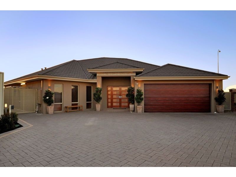 25 Bramley Loop, Madeley WA 6065